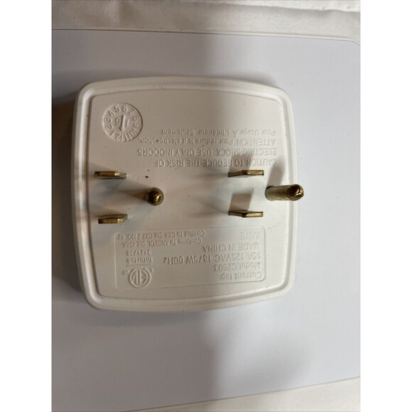 Intertek C2603 6 Plug Outlet X2 Used Working Tested - Picture 6 of 7